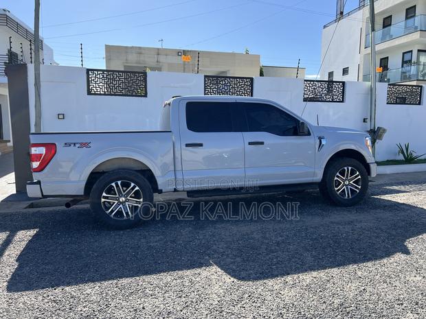Ford F-150 2021 Off white