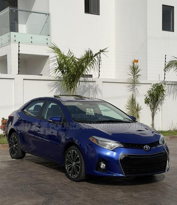 Toyota Corolla S Premium 4dr Sedan (1.8L 4cyl CVT) 2016 Blue
