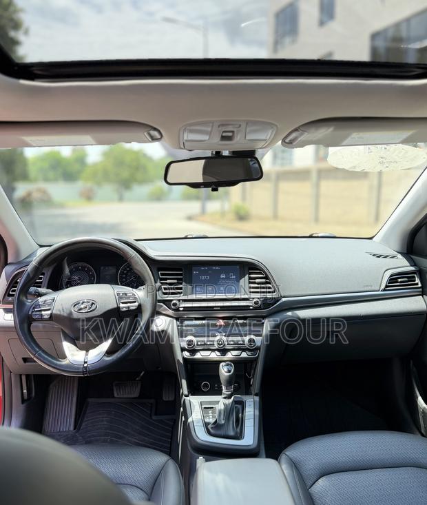 Hyundai Elantra Limited 2019 Red