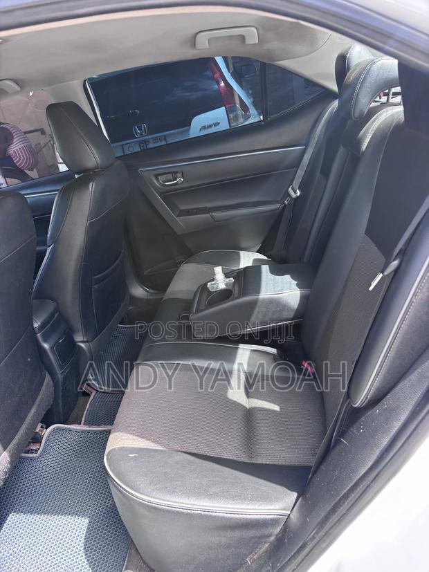 Toyota Corolla 2016 White