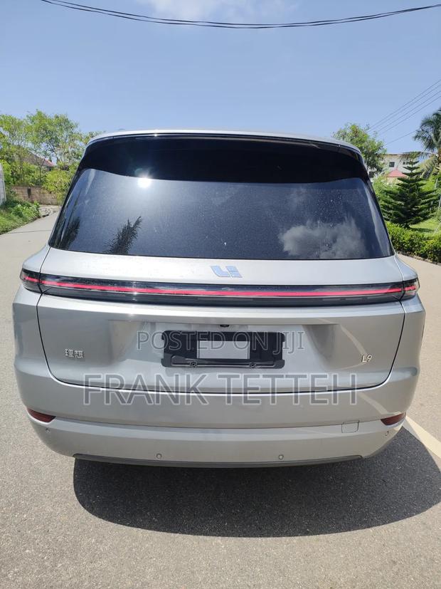 Li Auto L9 1.5 Hybrid AWD 2022 Silver