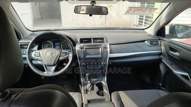 Toyota Camry 2017 Black