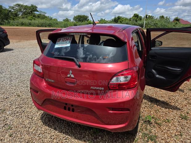 Mitsubishi Mirage SE 2017 Red