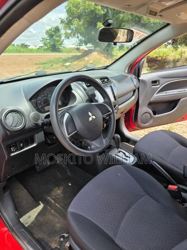 Mitsubishi Mirage SE 2017 Red