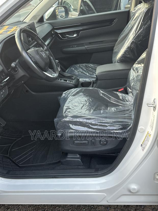 Honda CR-V 2023 White