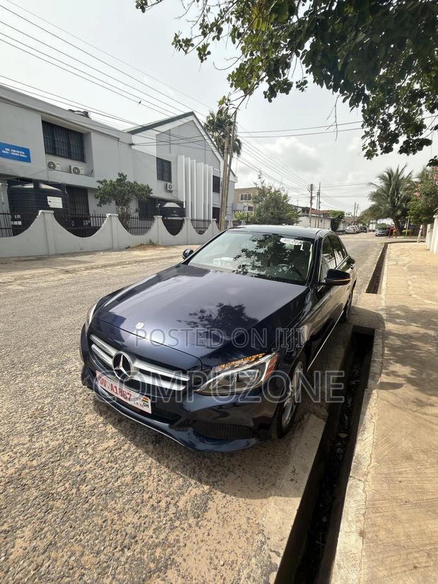 Mercedes-Benz C300 Luxury 4matic Sedan AWD (2.0L 4cyl 7A) 2017 Blue