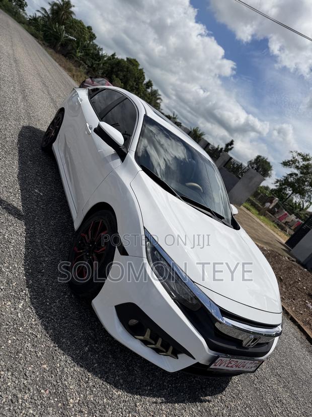 Honda Civic LX 2dr Coupe (2.0L 4cyl) 2016 White