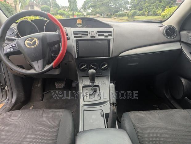 Mazda 3 2.0 i Sport Sedan Automatic 2012 Gray