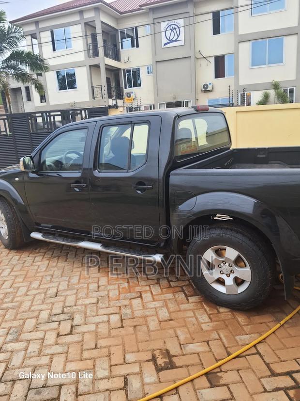 Nissan Navara 2.5 dCi 2009 Black