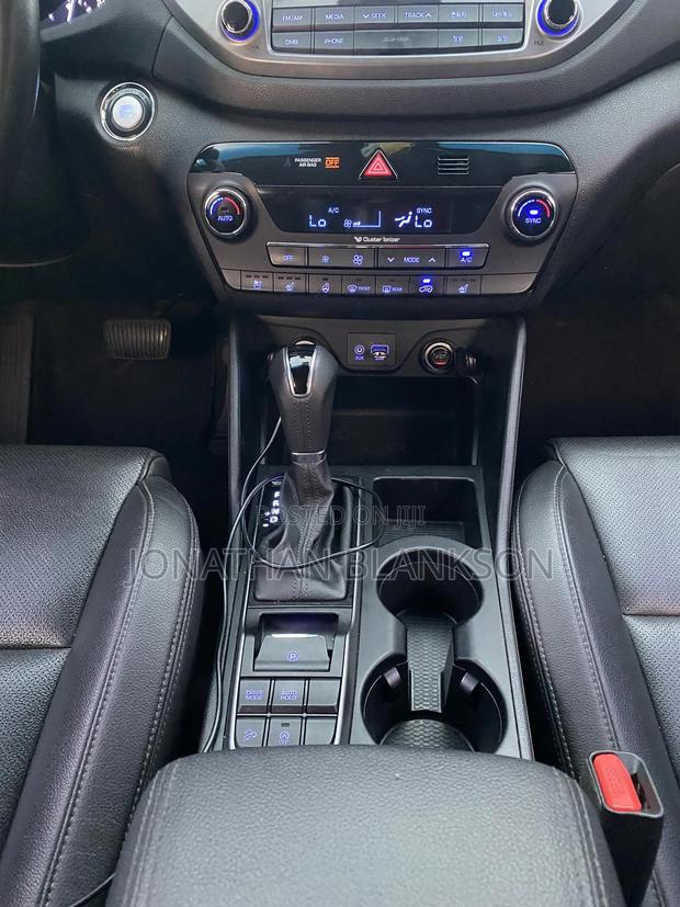 Hyundai Tucson 2018 Gray