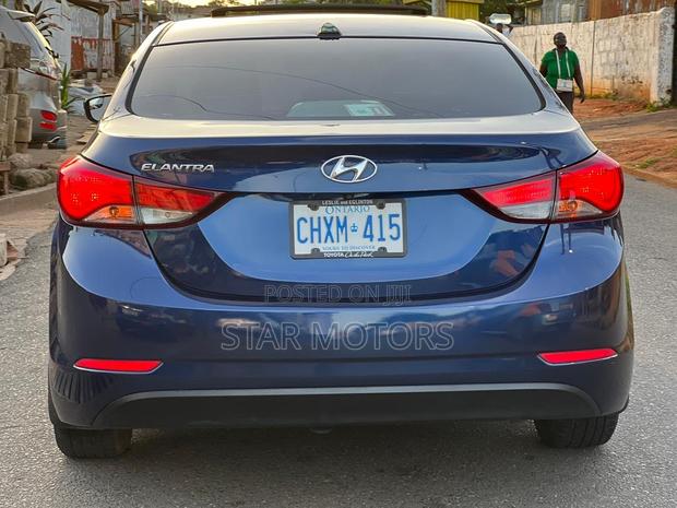 Hyundai Elantra 2016 Blue
