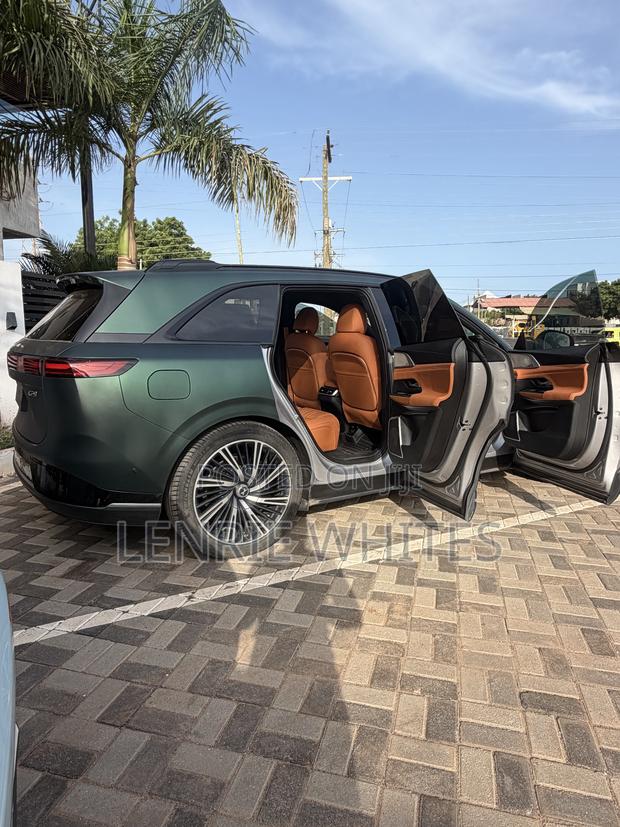 XPeng G9 EV AWD 2023 Green