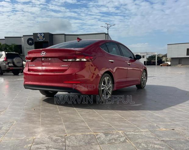 Hyundai Elantra Limited Sedan FWD (2.0L 4cyl 6A) 2017 Burgundy