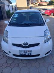 Toyota Vitz 2010 White for sale