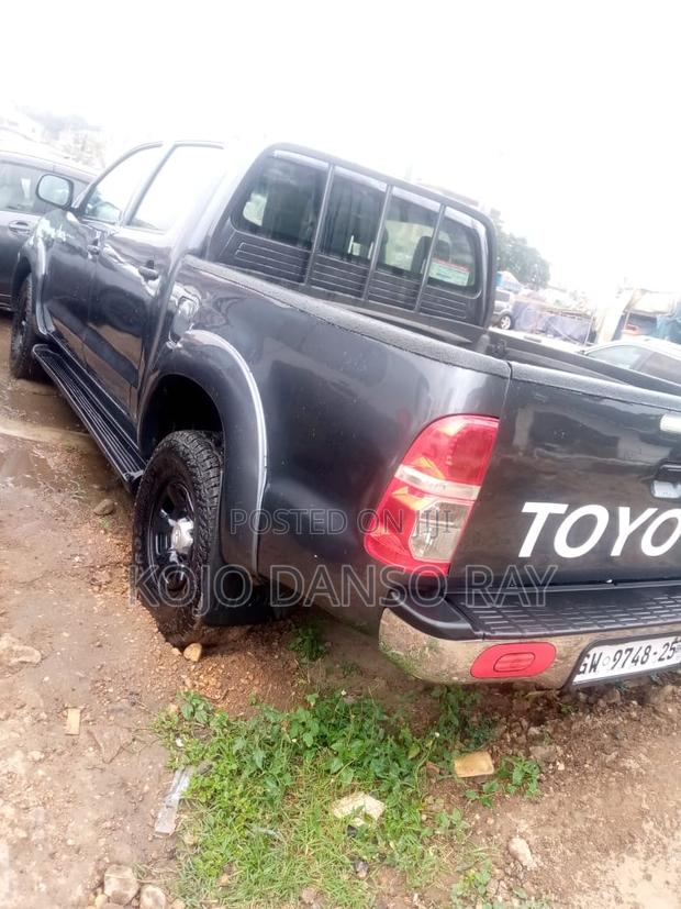 Toyota Hilux Revo Double Cab Deisel 2.8 RWD 2017 Gray