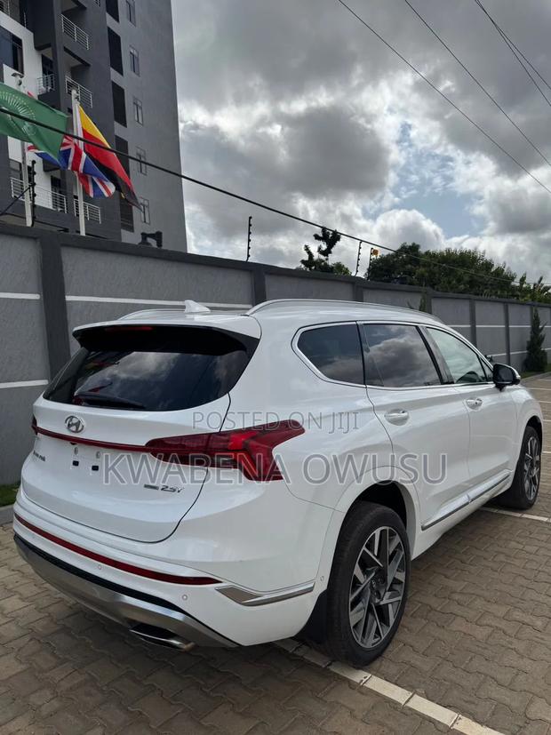 Hyundai Santa Fe Limited 2023 White