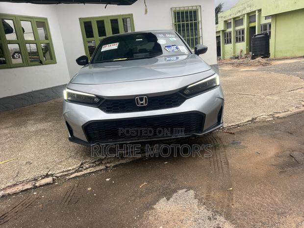 Honda Civic Sport CVT 2025 Silver