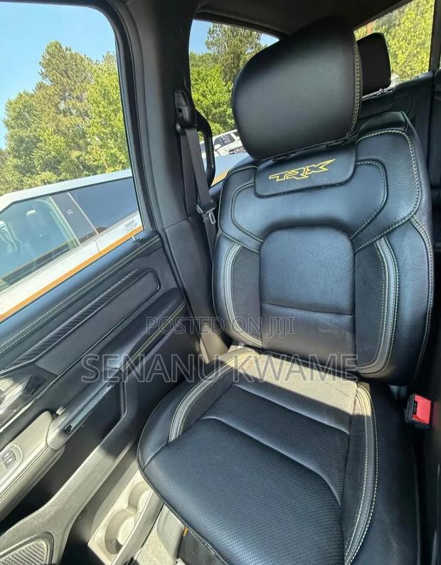 Dodge RAM 2023 Yellow