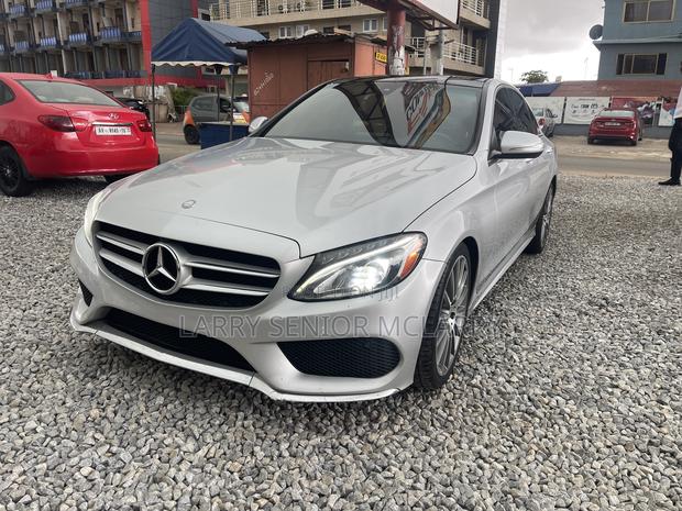 Mercedes-Benz C300 Base AWD 4Matic Sedan (2.0L 4cyl 7A) 2015 Silver