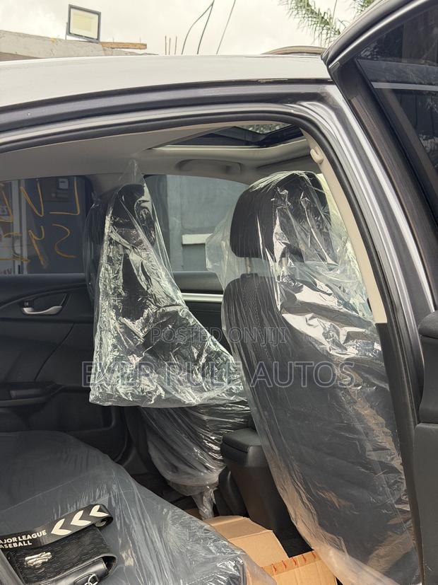 Honda Civic EX Sedan 2019 Gray