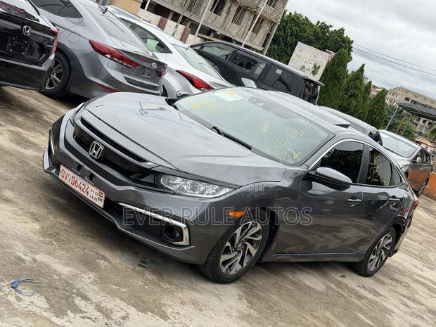 Honda Civic EX Sedan 2019 Gray