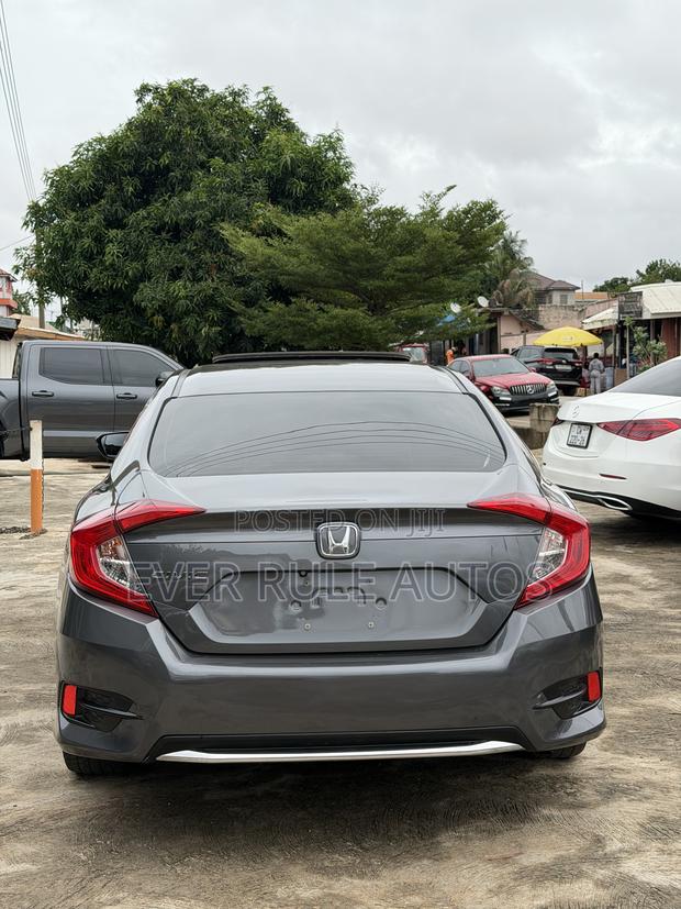 Honda Civic EX Sedan 2019 Gray