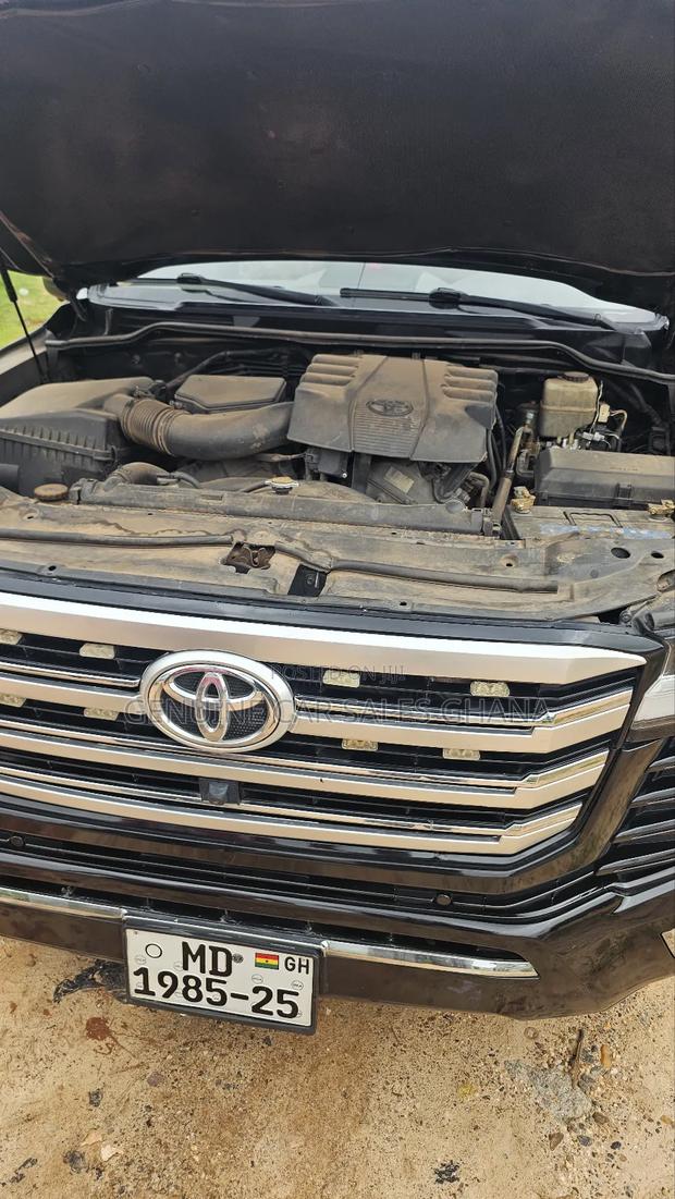 Toyota Land Cruiser 2023 Black