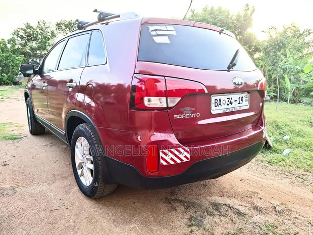 Kia Sorento 2012 Red