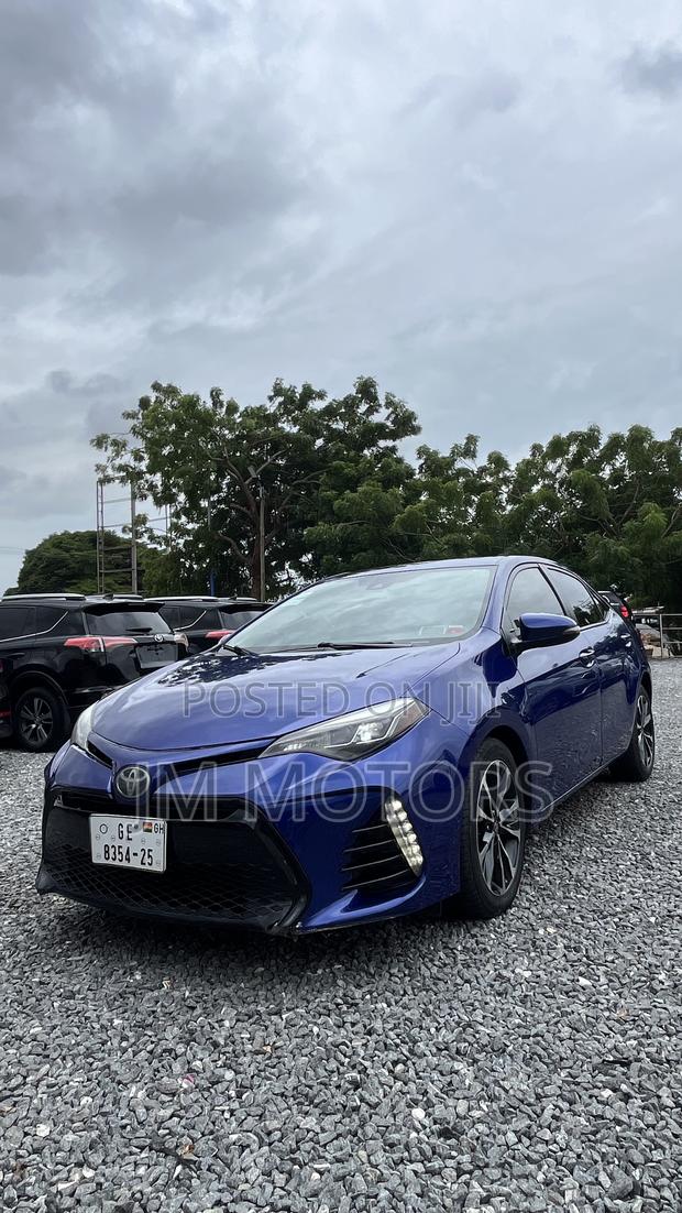 Toyota Corolla SE 4dr Sedan (1.8L 4cyl CVT) 2017 Blue