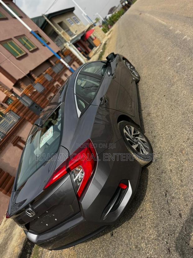 Honda Civic 2018 Black