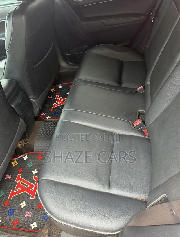 Toyota Corolla 2018 Red
