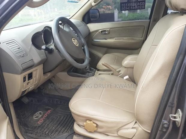 Toyota Fortuner 3.0 D AWD 2011 Gray