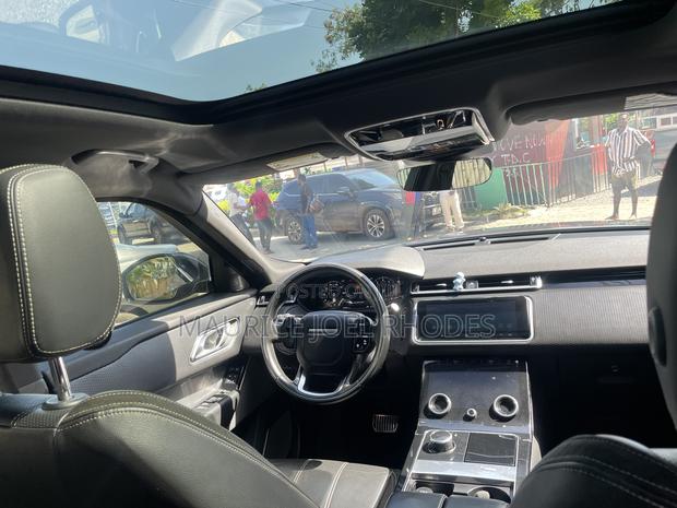 Land Rover Range Rover Velar 2017 Silver