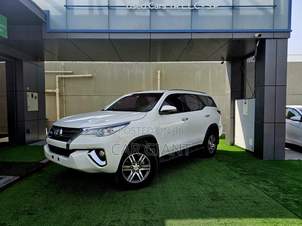 Toyota Fortuner 2.7 AWD 2019 White