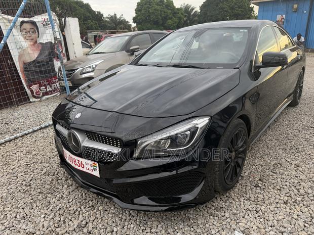Mercedes-Benz GLA 250 2016 Black