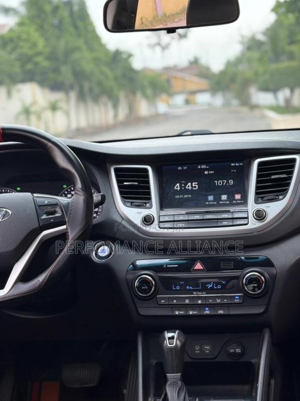 Hyundai Tucson Limited AWD 2016 Brown