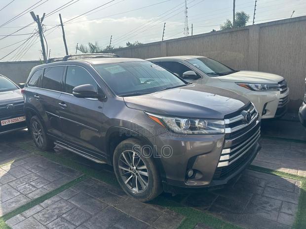 Toyota Highlander 2016 Gray