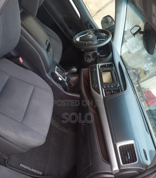 Toyota Highlander 2016 Gray