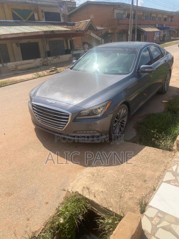Hyundai Genesis 3.8 AWD 2016 Gray