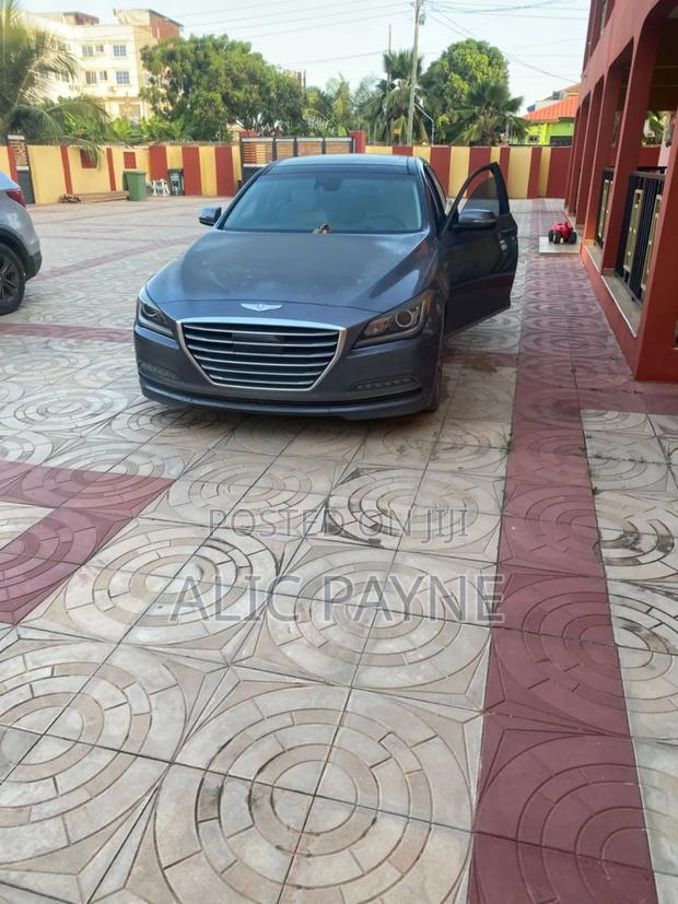 Hyundai Genesis 3.8 AWD 2016 Gray
