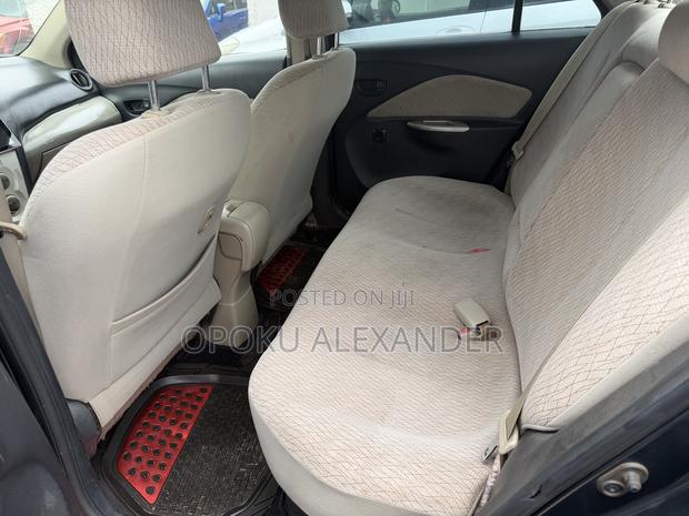Toyota Belta 2010 Gray