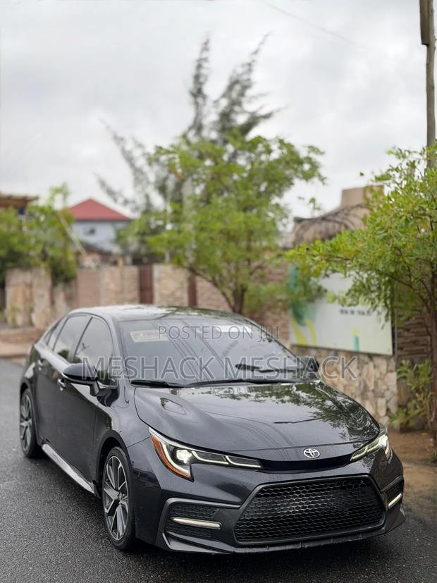 Toyota Corolla LE 2020 Black