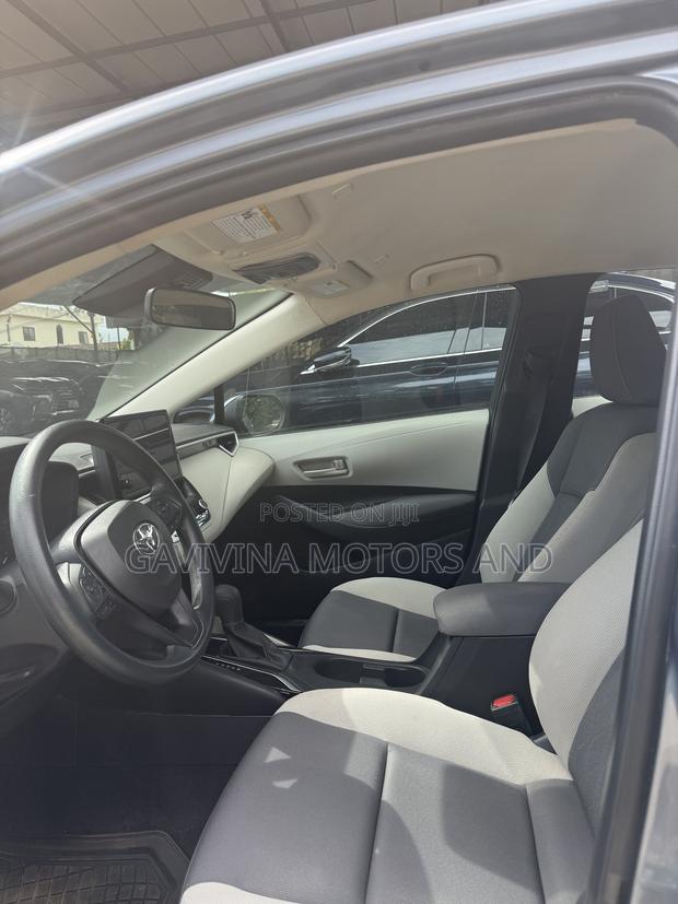 Toyota Corolla Hybrid LE 2025 Beige