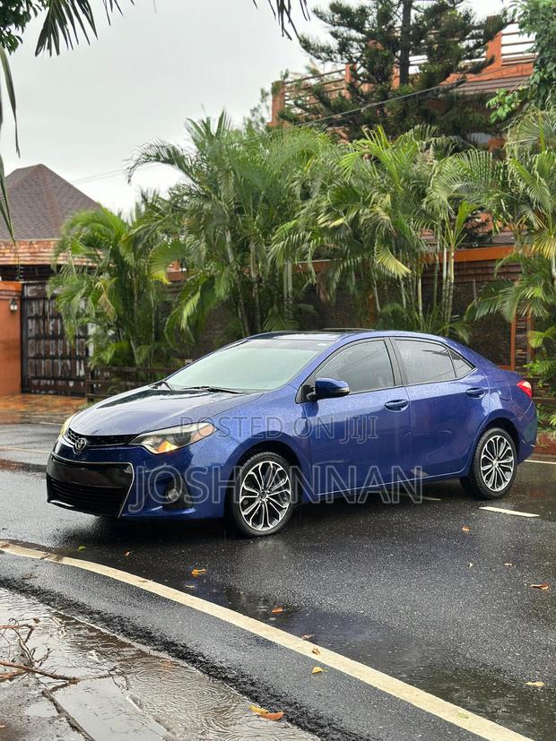 Toyota Corolla S 4dr Sedan (1.8L 4cyl CVT) 2016 Blue