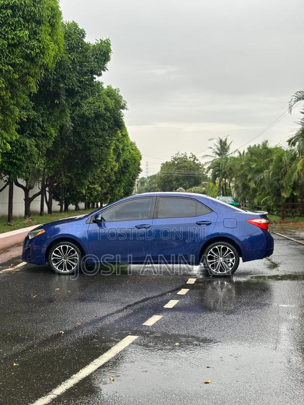 Toyota Corolla S 4dr Sedan (1.8L 4cyl CVT) 2016 Blue