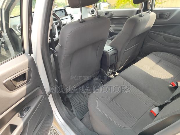 Ford Fiesta SE Hatchback 2019 Silver