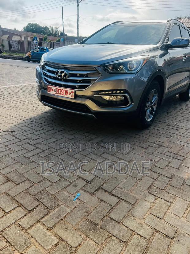 Hyundai Santa Fe 2017 Gray