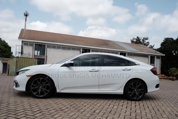 Honda Civic Touring Sedan 2019 White