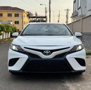 Toyota Camry SE FWD (2.5L 4cyl 8AM) 2018 White for sale