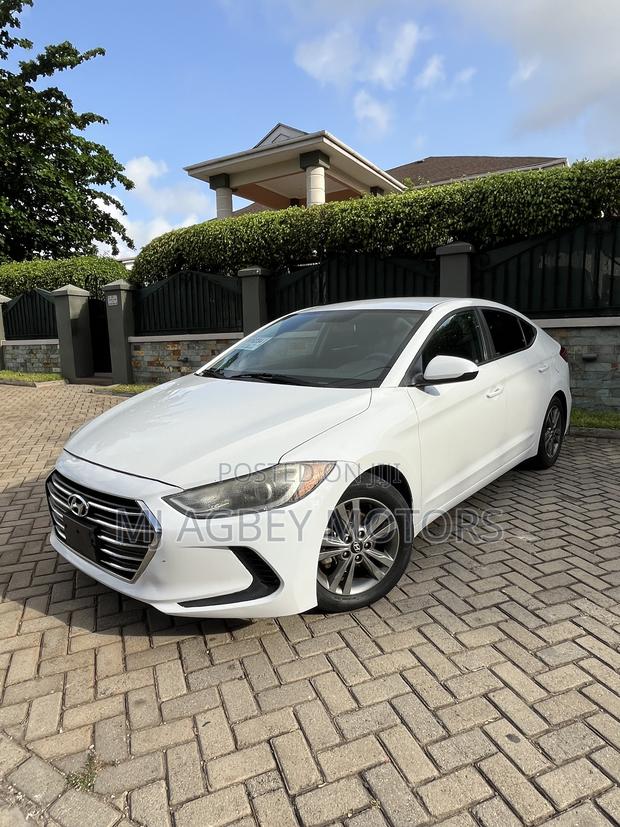 Hyundai Elantra 2018 White